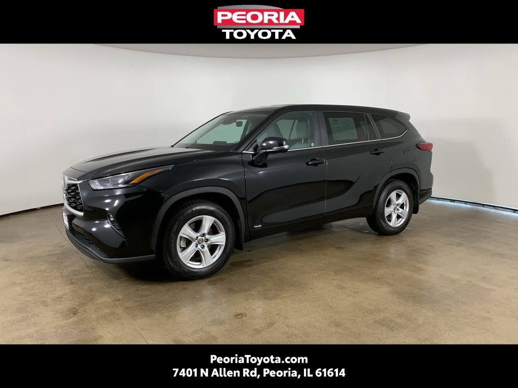 Used 2023 Toyota Highlander Hybrid LE SUV