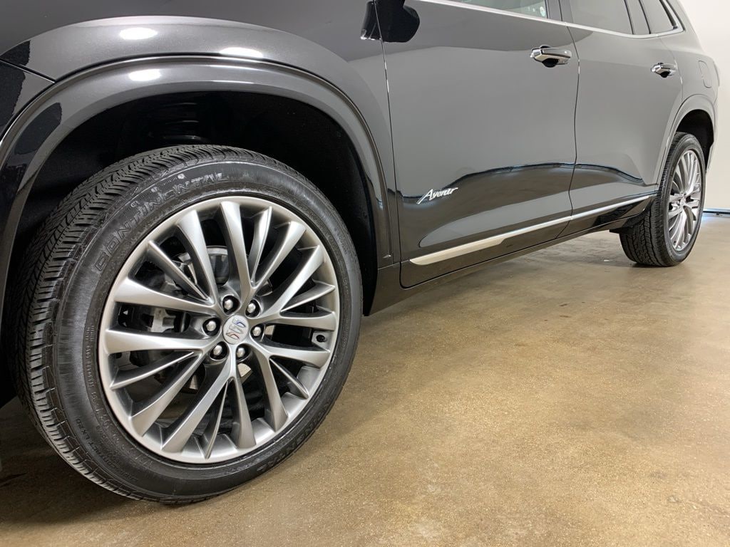 Used 2025 Buick Enclave Avenir SUV