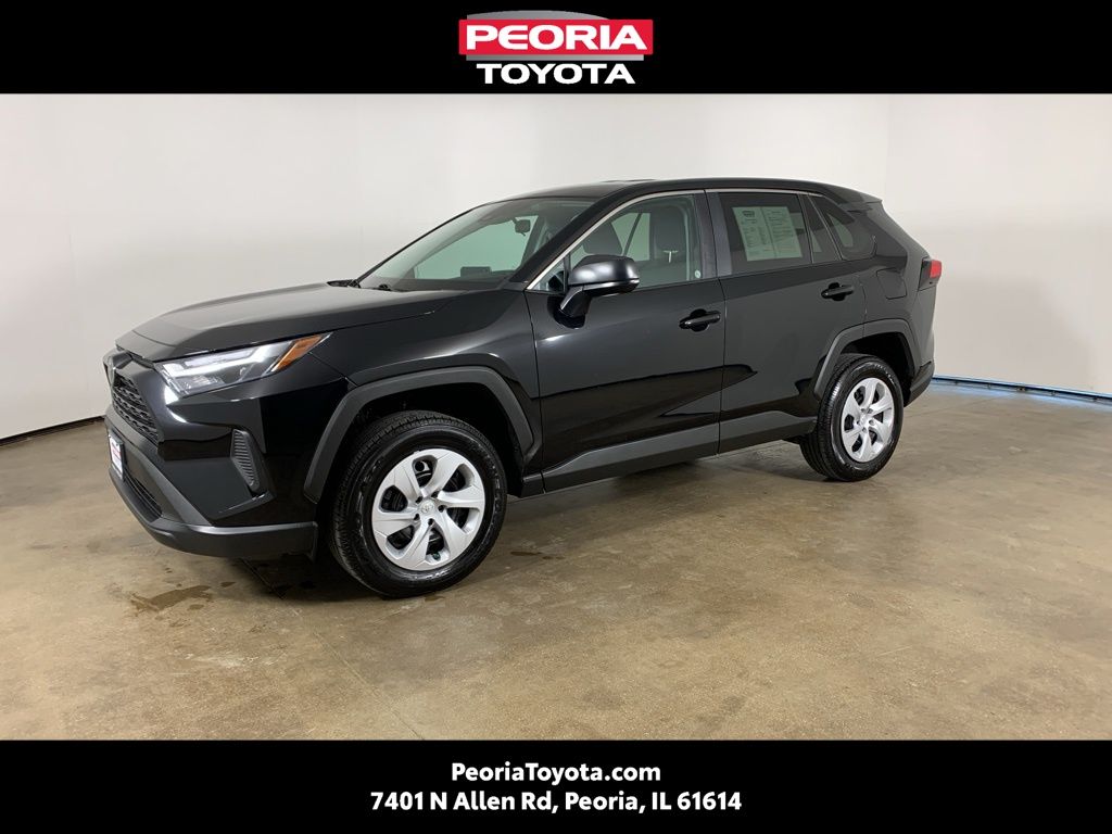 2024 Toyota RAV4 LE