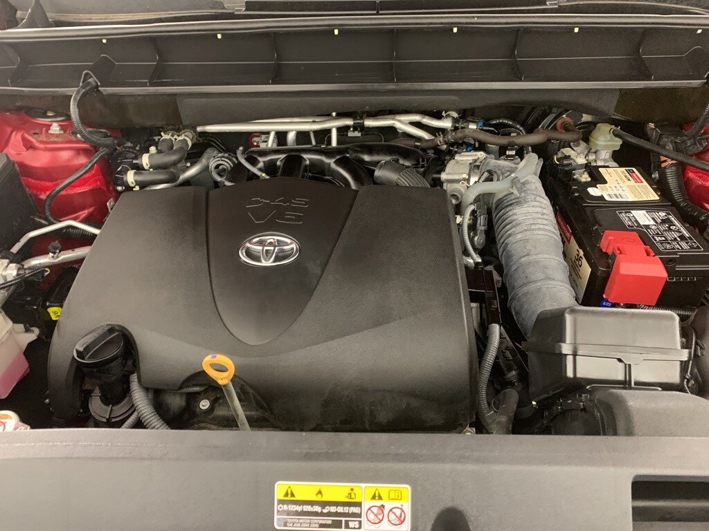 2022 Toyota Highlander Platinum photo 2