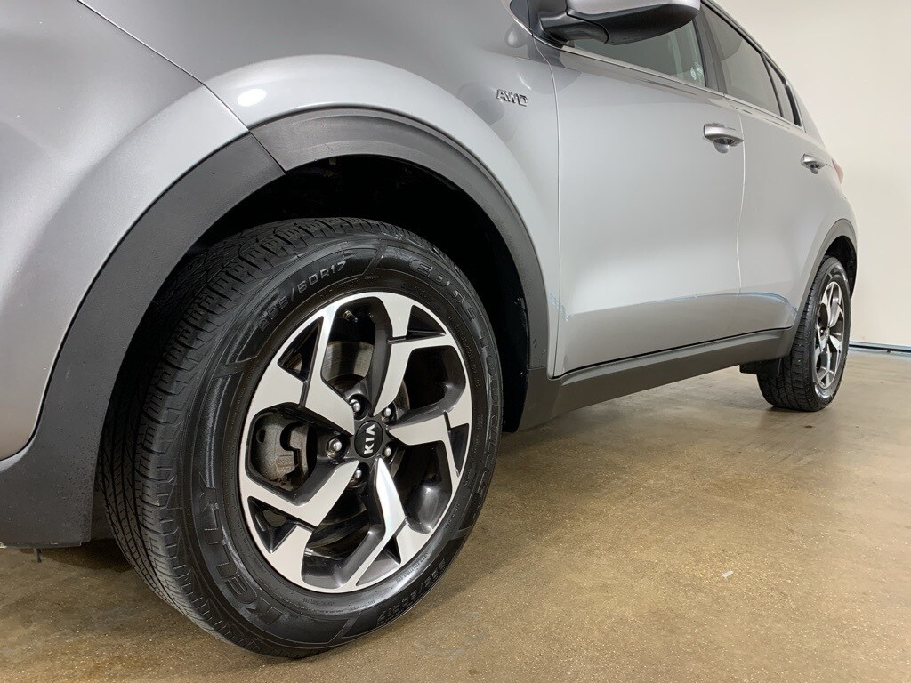 2021 Kia Sportage LX photo 2