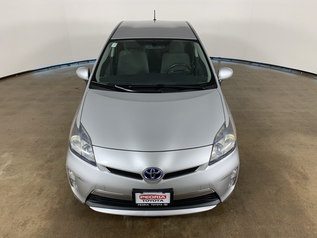 2014 Toyota Prius Plug-in Base photo 3