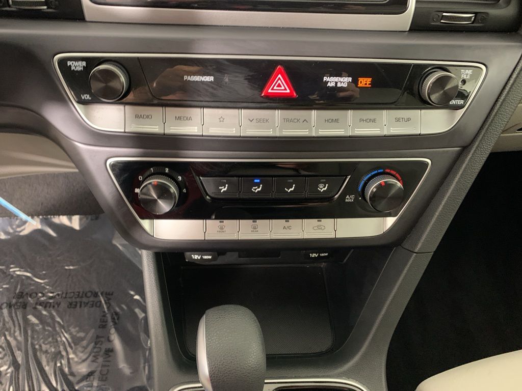 2019 Hyundai Sonata Eco - Photo 23