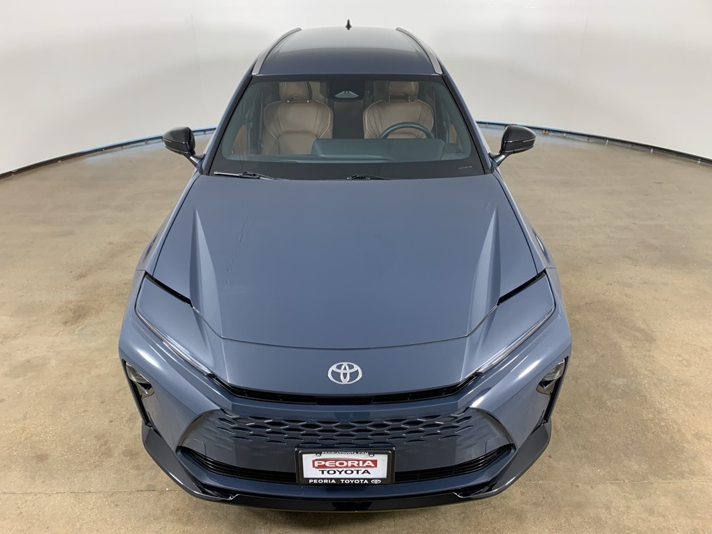 Used 2025 Toyota Crown Signia XLE SUV