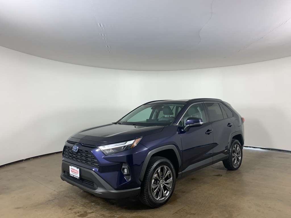 Used 2022 Toyota RAV4 XLE Premium with VIN 4T3B6RFV3NU079701 for sale in Peoria, IL