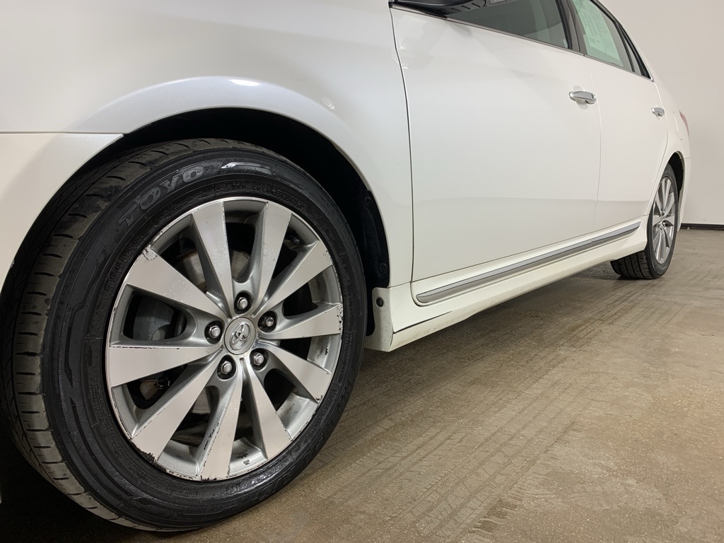 Used 2012 Toyota Avalon Limited with VIN 4T1BK3DB5CU461140 for sale in Peoria, IL