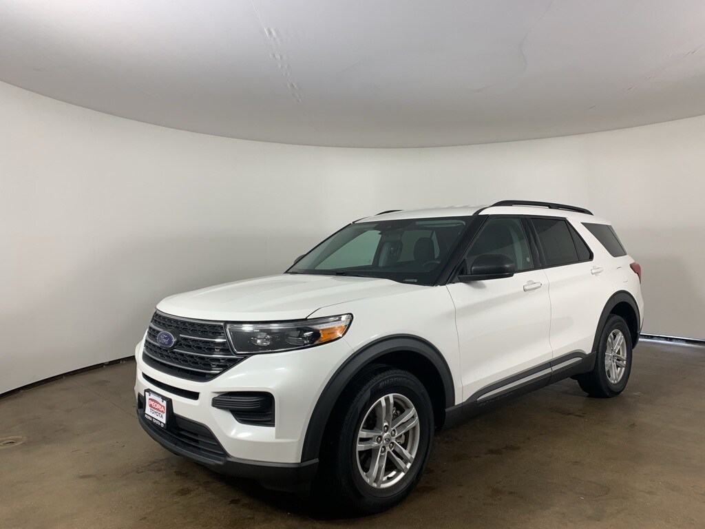 2022 Ford Explorer XLT photo 4