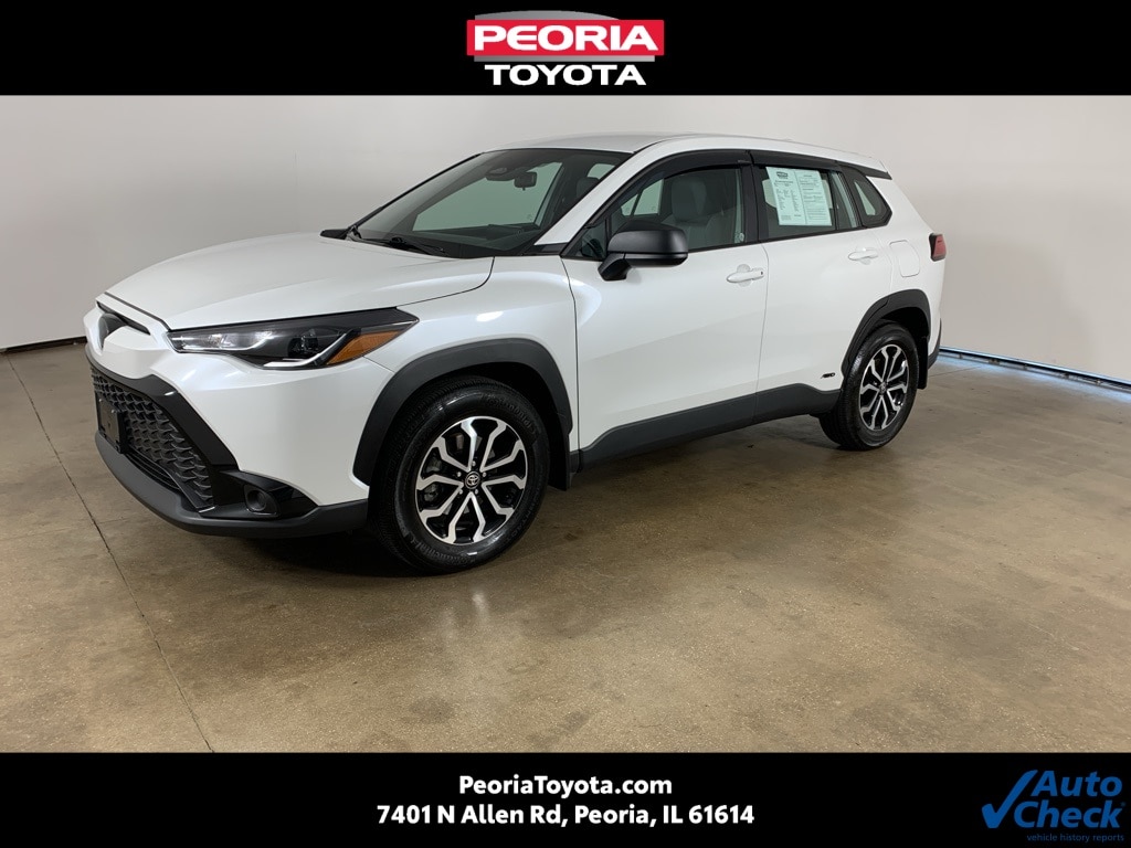 2024 Toyota Corolla Cross S's photo