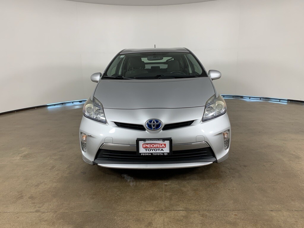 2014 Toyota Prius Plug-in Base photo 2