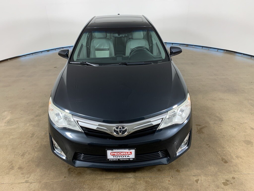 2012 Toyota Camry XLE photo 3