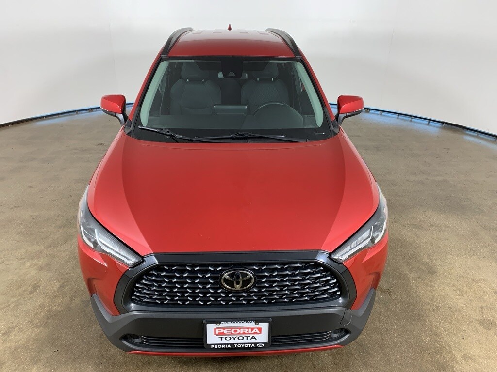 2022 Toyota Corolla Cross LE photo 4