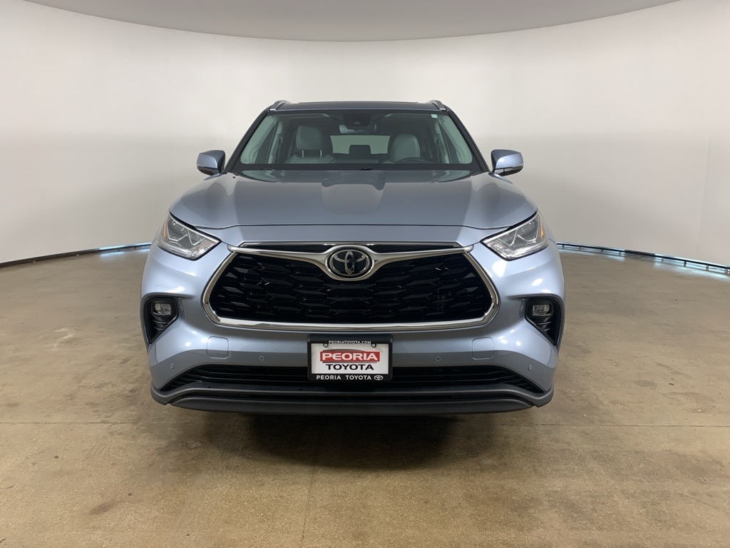 Used 2021 Toyota Highlander Limited with VIN 5TDDZRBH7MS144730 for sale in Peoria, IL