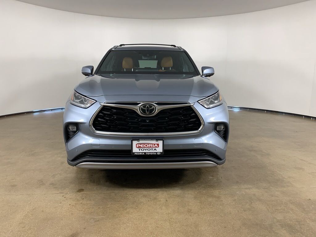Used 2023 Toyota Highlander Platinum SUV