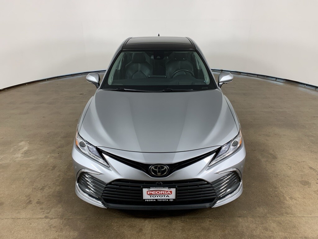 2024 Toyota Camry XLE photo 3