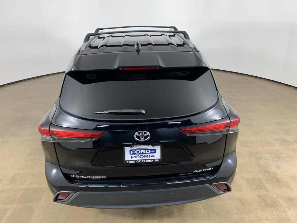 2023 Toyota Highlander XLE - Photo 11