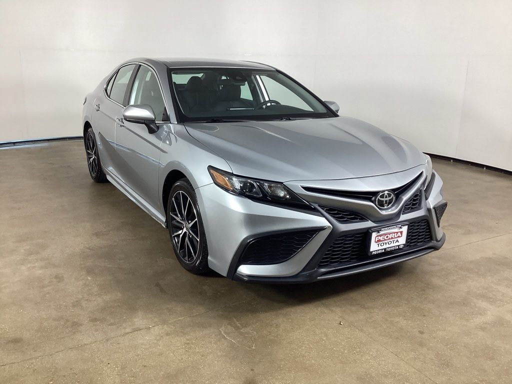 Used 2024 Toyota Camry SE Sedan