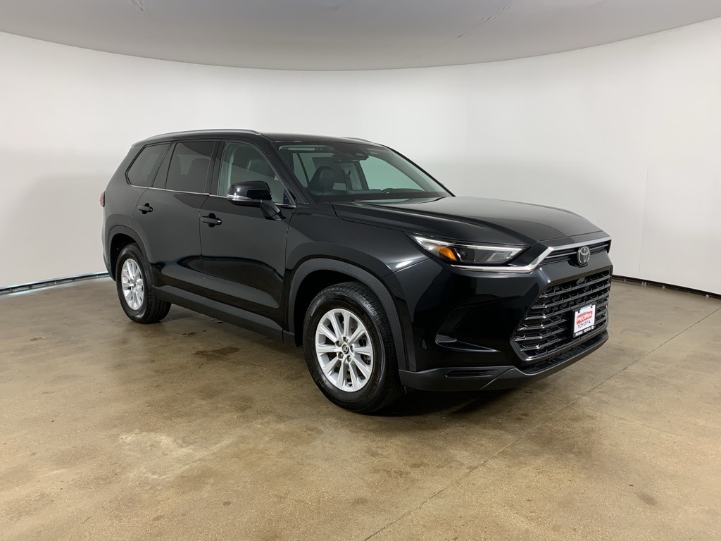 Used 2024 Toyota Grand Highlander XLE SUV