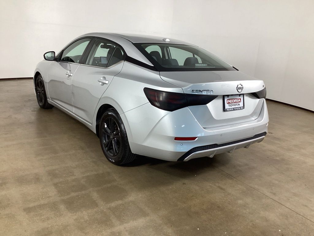 2023 Nissan Sentra SV - Photo 9