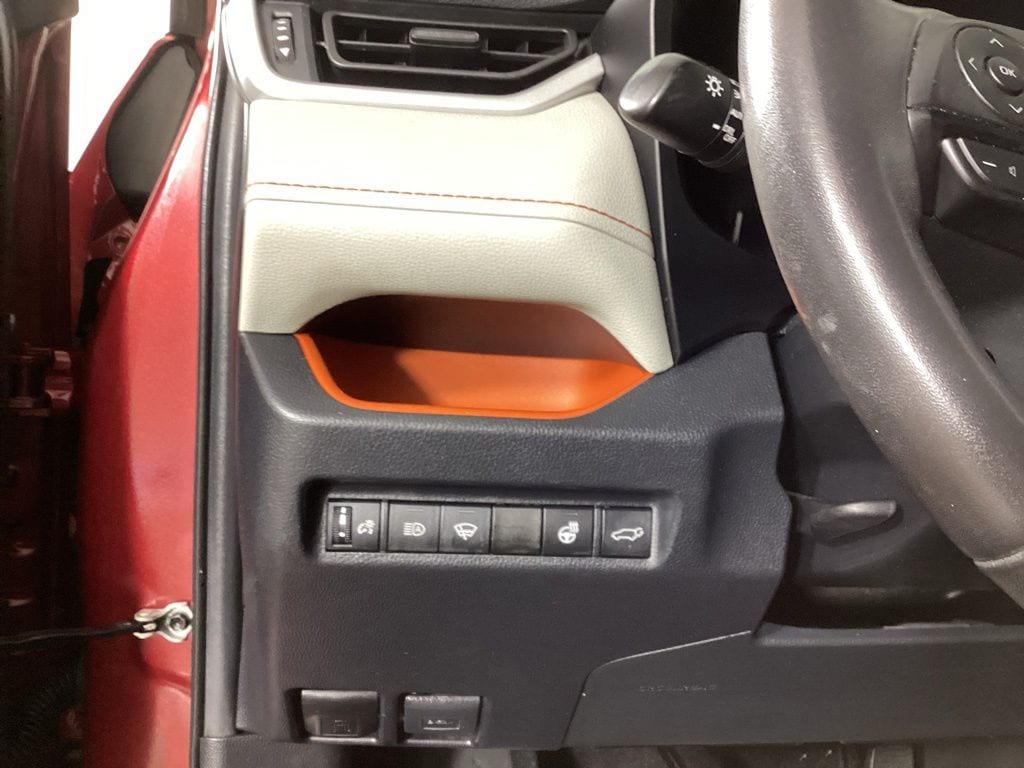 2020 Toyota RAV4 Adventure - Photo 12