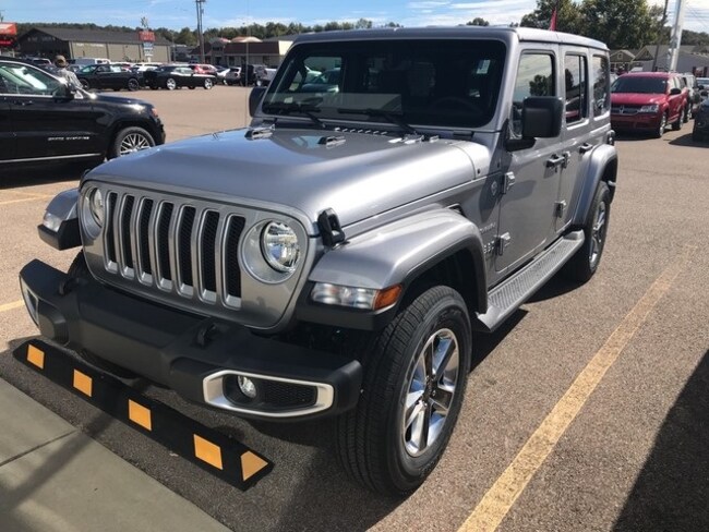 New 2018 Jeep Wrangler UNLIMITED SAHARA 4X4 For Sale Paris, TN | VIN# 1C4HJXEN6JW212221