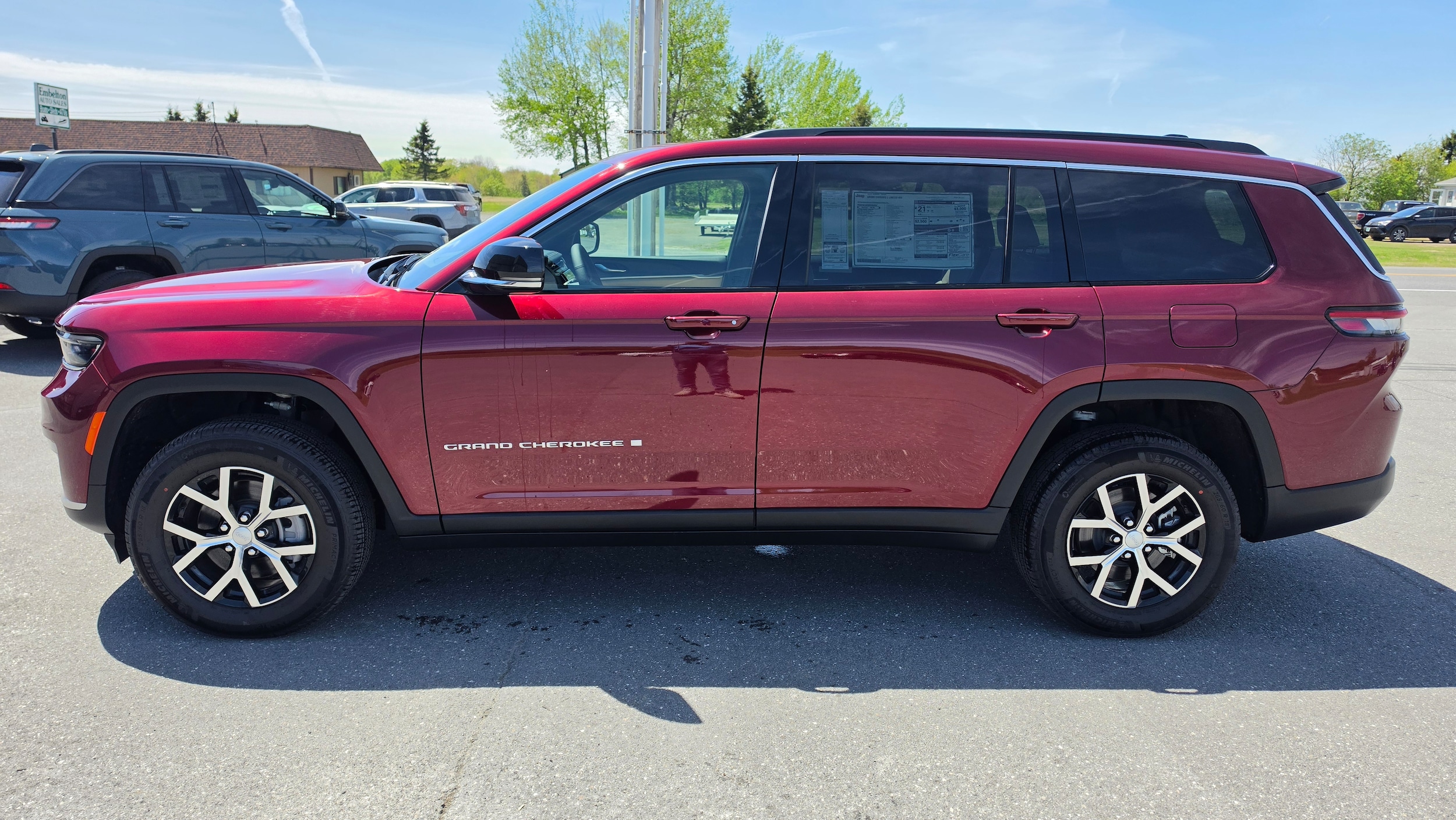 2025 Jeep Grand Cherokee L Limited - Photo 2