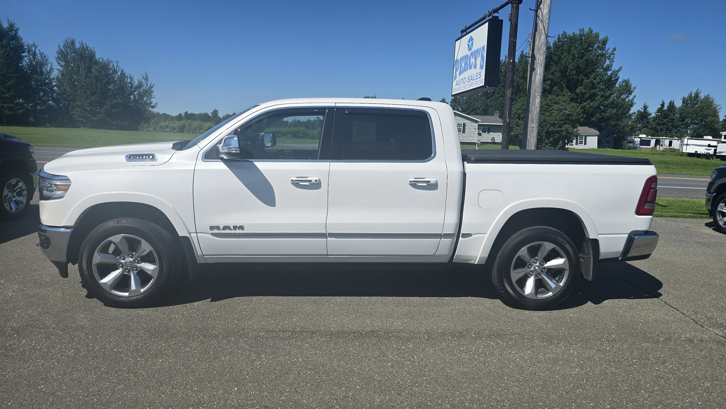 Used 2022 RAM Ram 1500 Pickup Limited with VIN 1C6SRFHT9NN207939 for sale in Presque Isle, ME