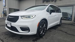 2026 Chrysler Pacifica SELECT Passenger Van