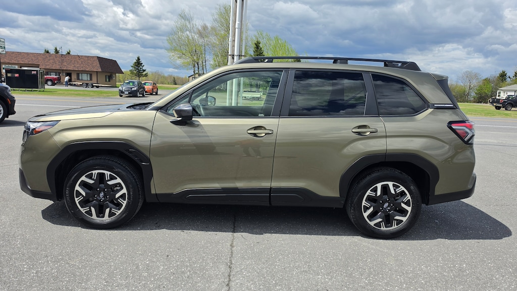 Used 2025 Subaru Forester Premiu WAGON
