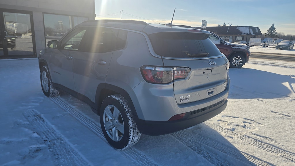 Used 2022 Jeep Compass Latitud WAGON