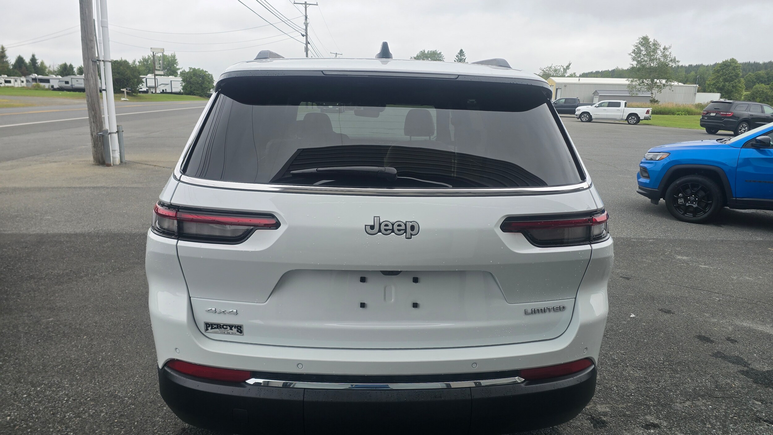 2025 Jeep Grand Cherokee Limited photo 4
