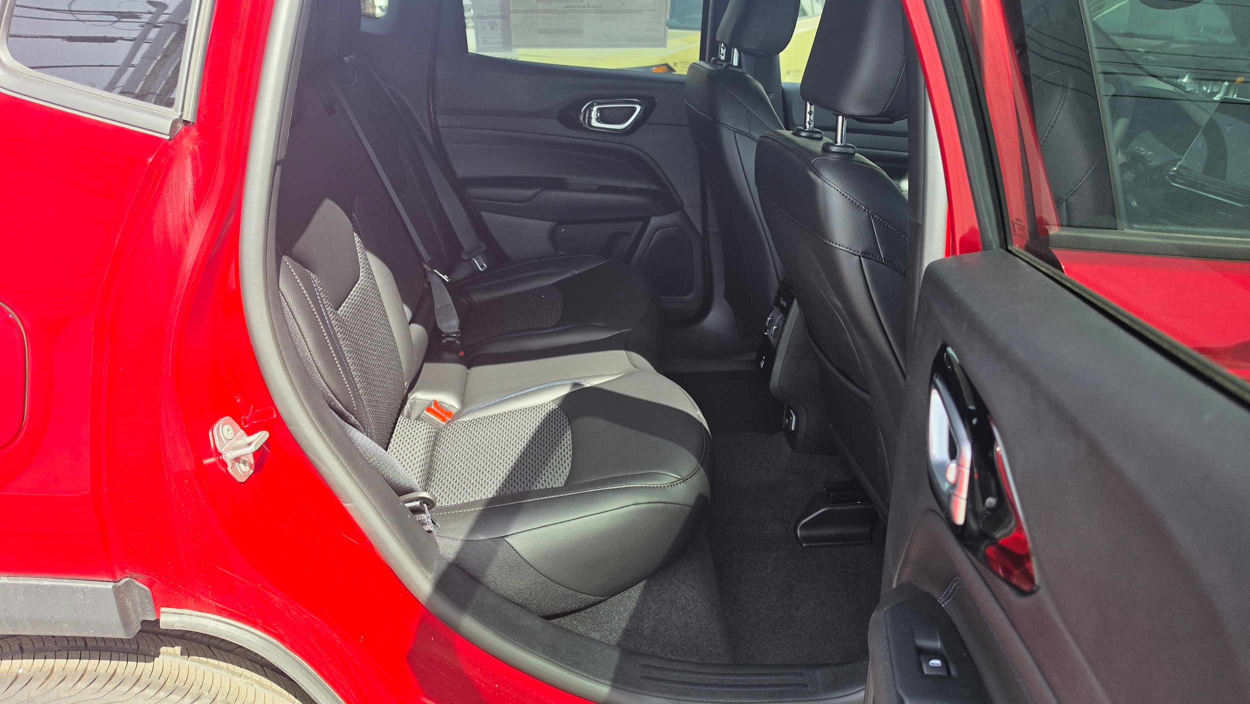 2026 Jeep Compass Altitude - Photo 8