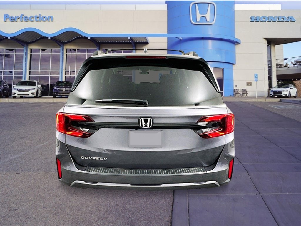 2026 Honda Odyssey EX-L photo 3