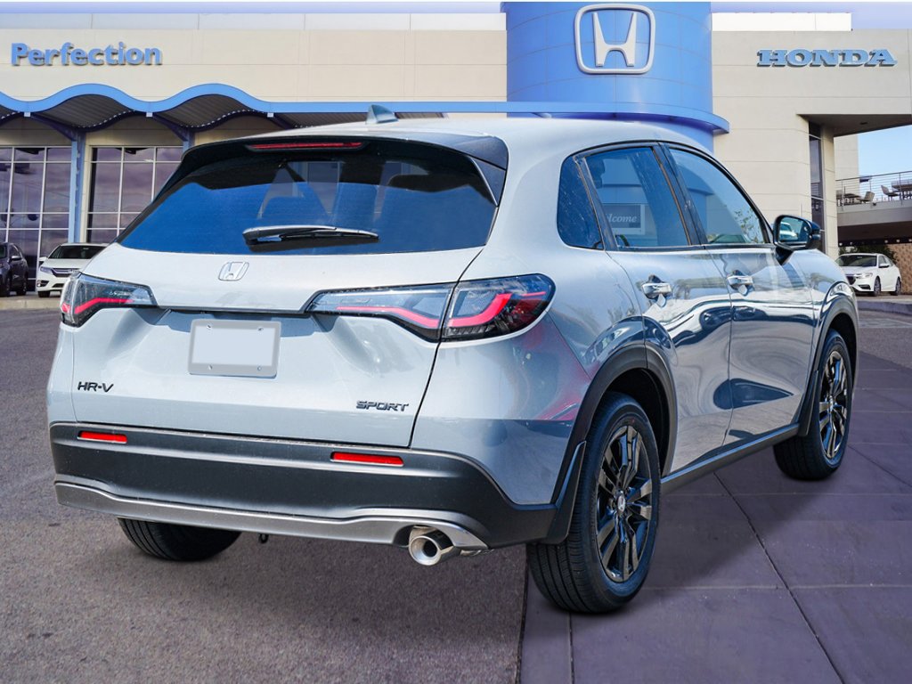 2026 Honda HR-V Sport photo 4