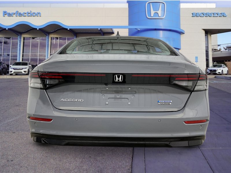 2025 Honda Accord Hybrid Touring photo 2