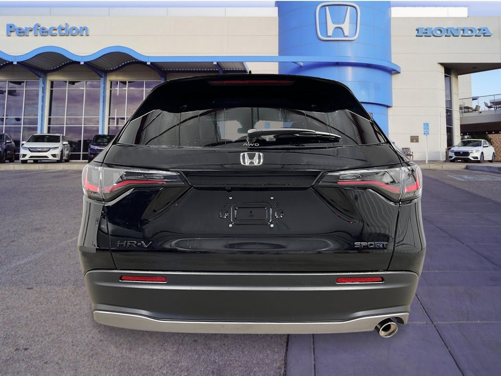 2026 Honda HR-V Sport photo 3