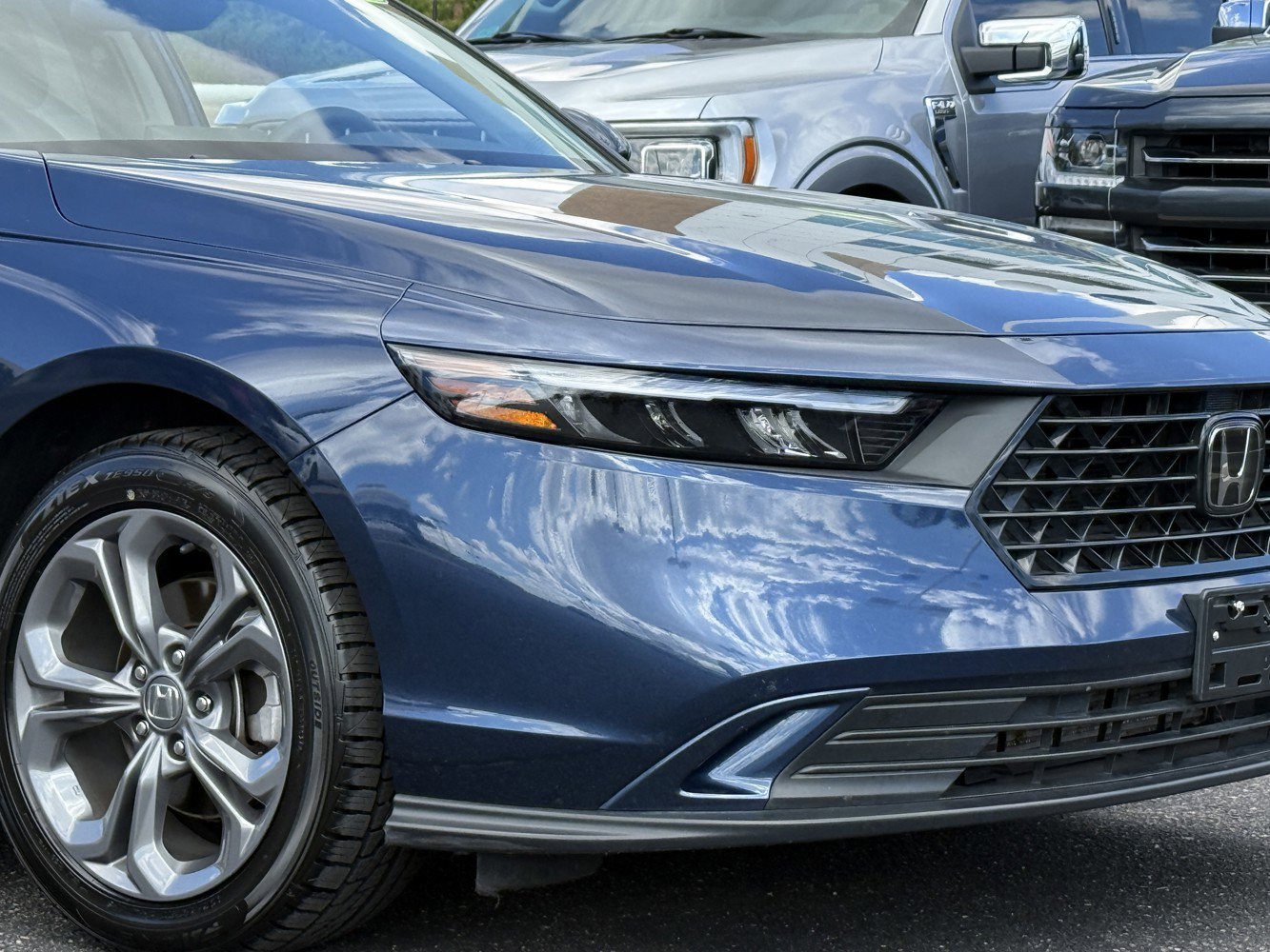 2024 Honda Accord EX photo 2