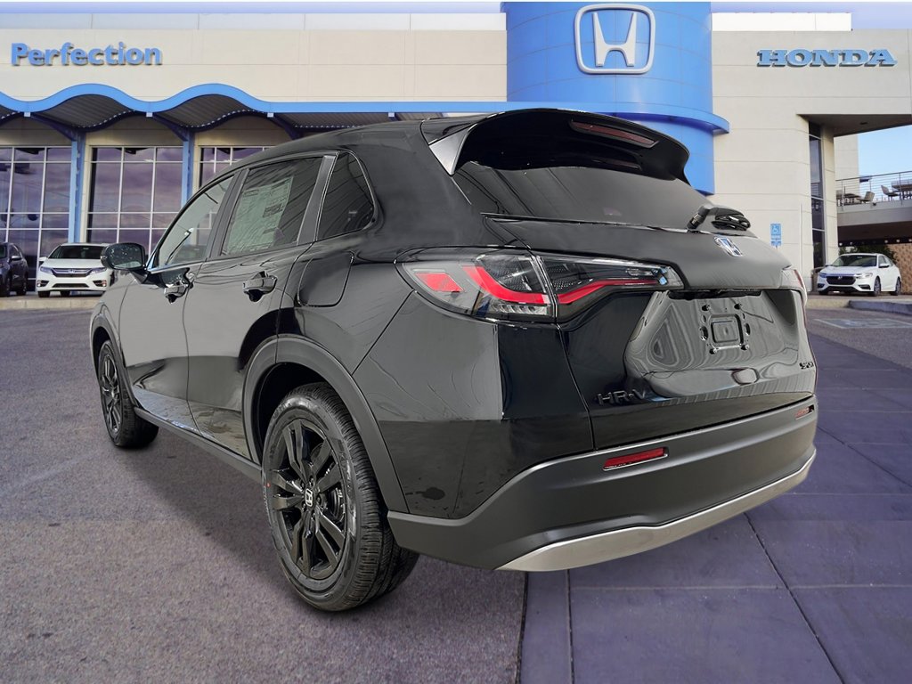 2026 Honda HR-V Sport photo 2