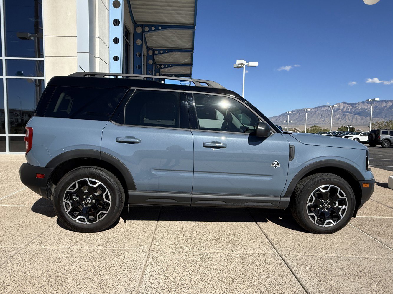 2025 Ford Bronco Sport Outer Banks photo 3