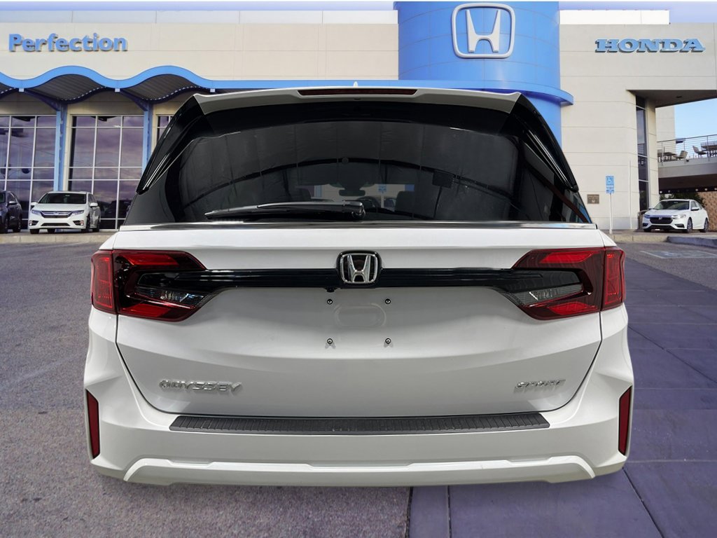2026 Honda Odyssey photo 4