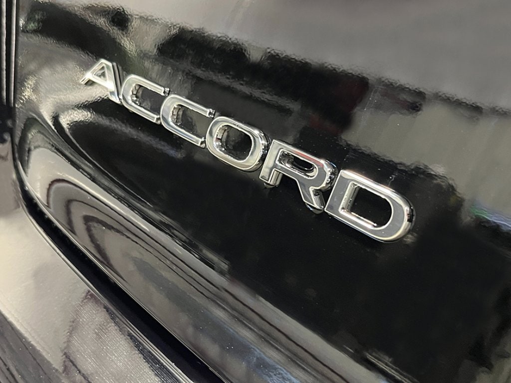 2025 Honda Accord SE photo 2