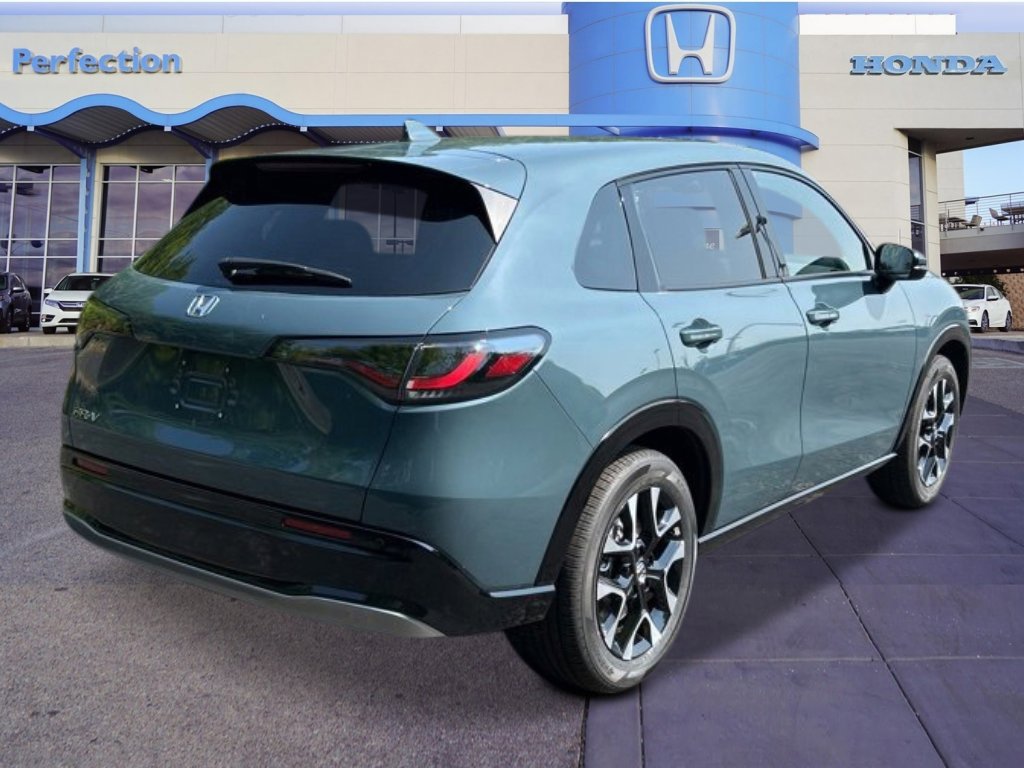 2026 Honda HR-V EX-L photo 4