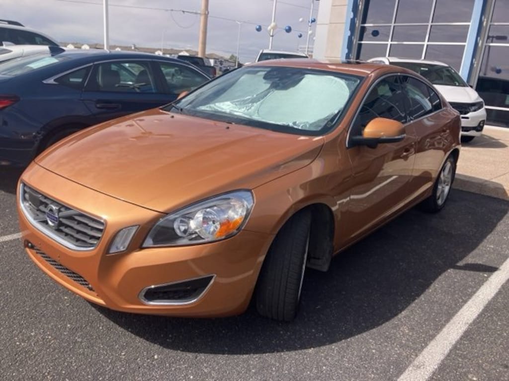 Used 2012 Volvo S60 T5 Sedan