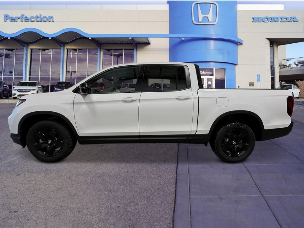 2026 Honda Ridgeline Black Edition photo 2