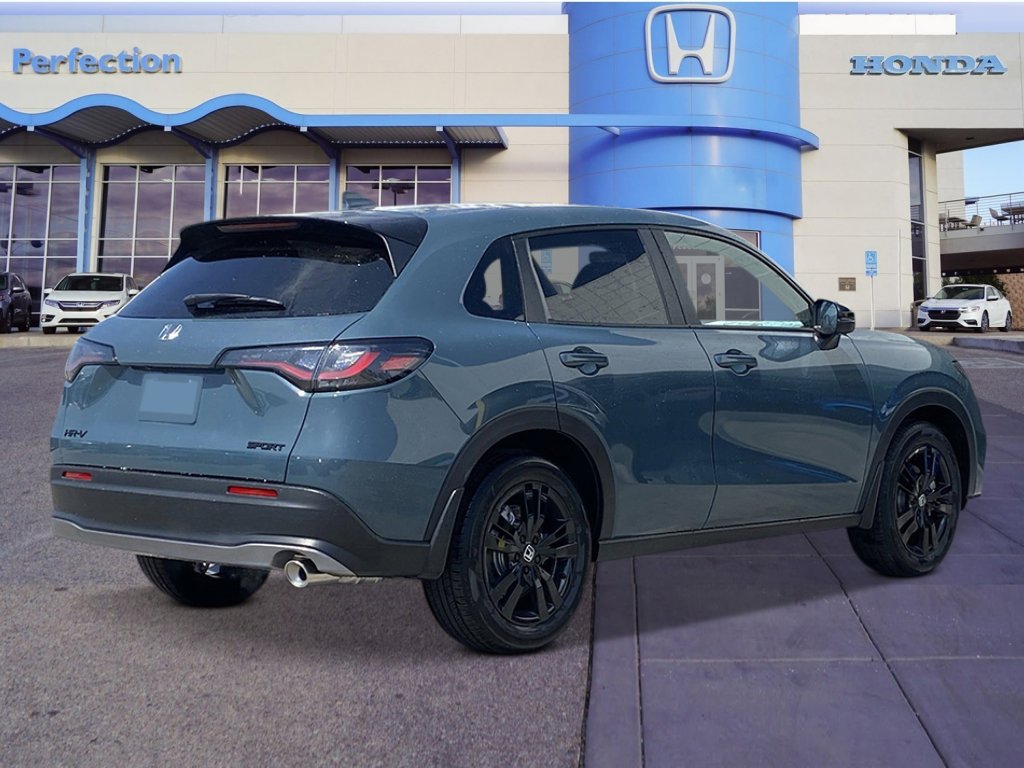 2026 Honda HR-V Sport photo 2
