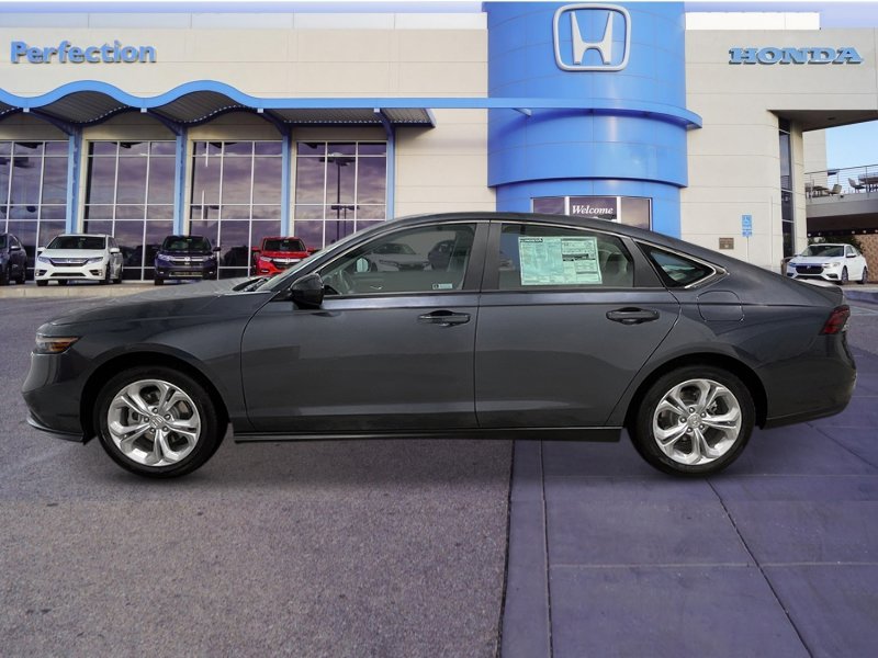 2025 Honda Accord LX photo 2