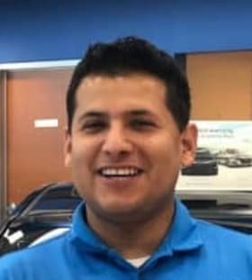 Staff member Fernando Vela from ID_f8a0dd50ce20
