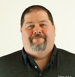 Staff member Chris Davidson from ID_e435e1835401