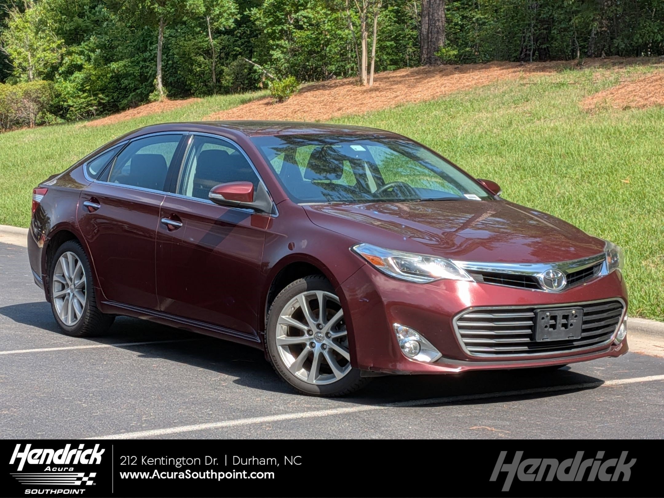 2014 Toyota Avalon XLE Touring's photo