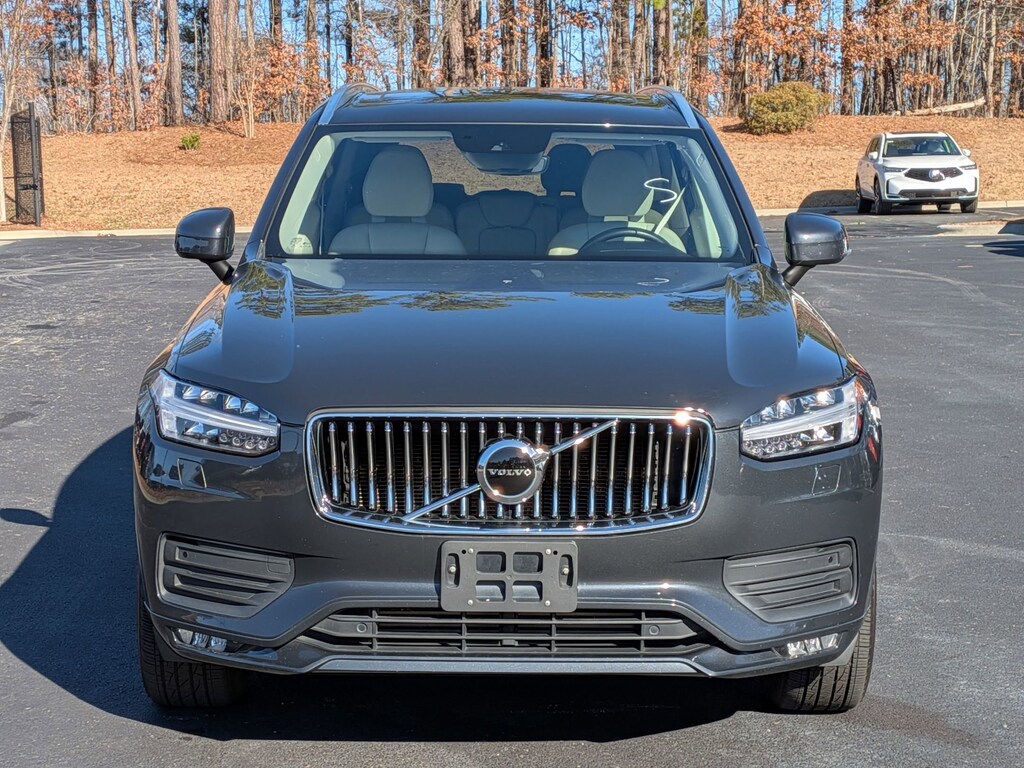 Used 2021 Volvo XC90 Momentum SUV