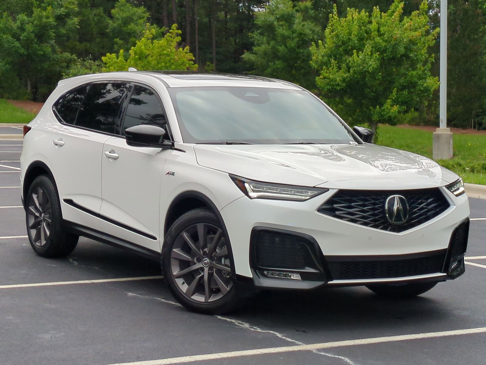 2026 Acura MDX SH-AWD A-Spec photo 2